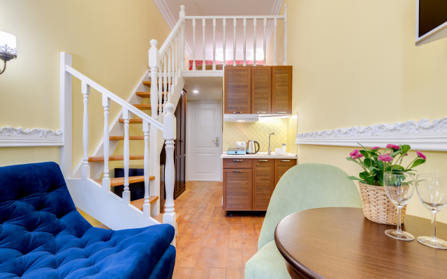 Квартира 1 Консульский Дом Кирочная 8