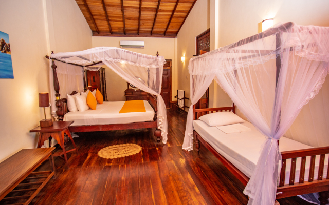 South Point Abbey 4 bedroom beach front Villa
