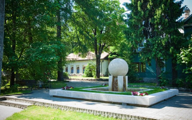 Guest house Zagorodny Klub "aut"