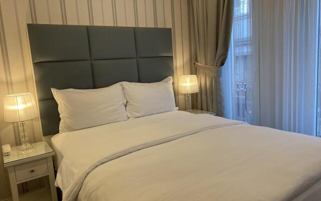 Отель Ten Rooms Istanbul Hotel - Adults Only