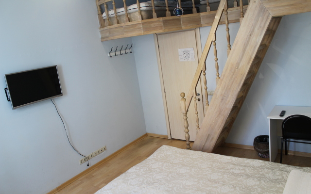 Avgust Kurskij Guesthouse