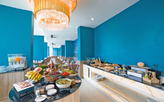Oceana Sea View Apartments by Alexanders