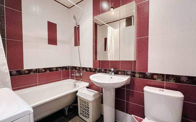 Aparts Uyutnaya Kvartira Ryadom S Zhd Vokzalom Apartments