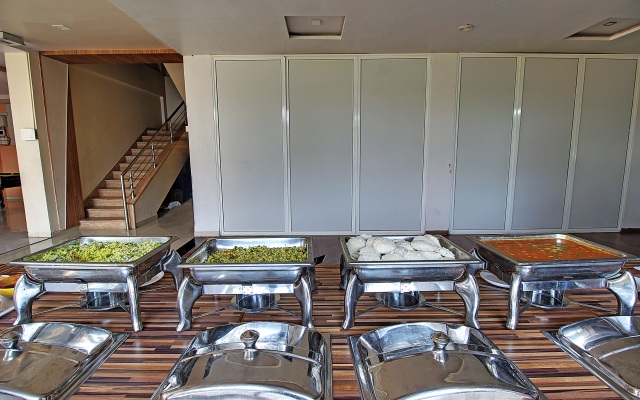 Valley Nest Hotel