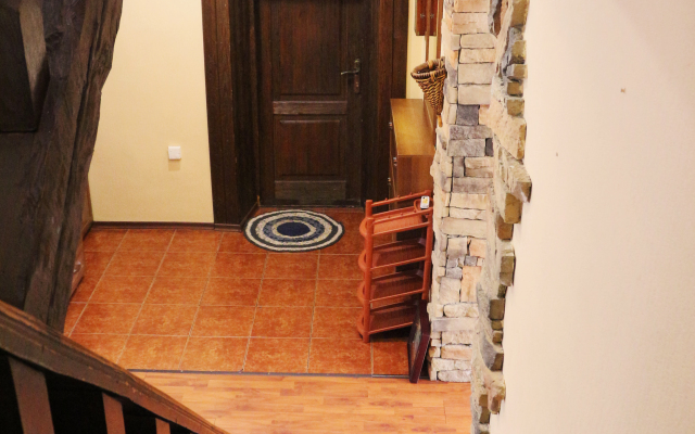 Na Rozhdestvenskoy Private House