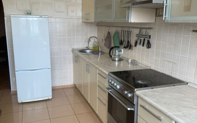 Morisa Toreza 79-38 Apartments