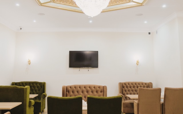 Dona Hotel