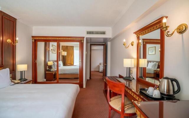 Azal Pyramids Hotel