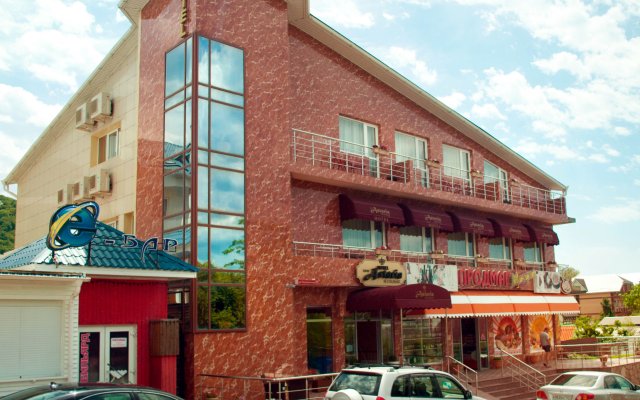 New Astoria Hotel