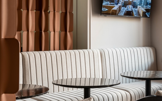 Select Hotel