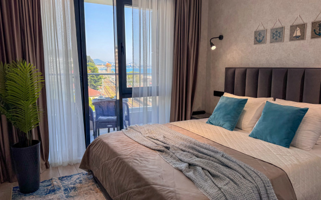 Kaskad 2 Na Pervoy Beregovoy Linii Flat