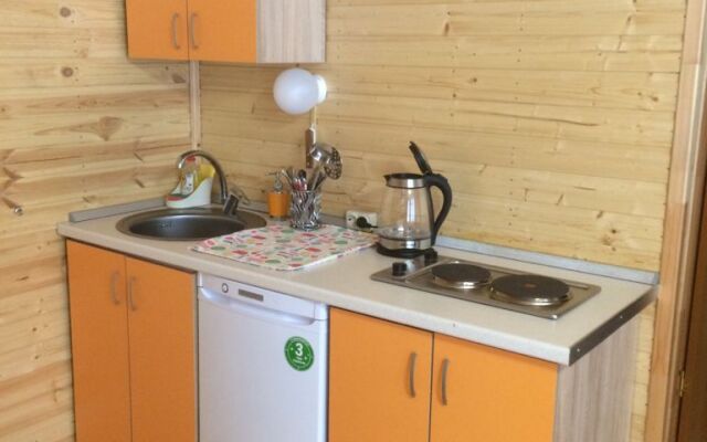 V Gostyah U Skazki Guest house