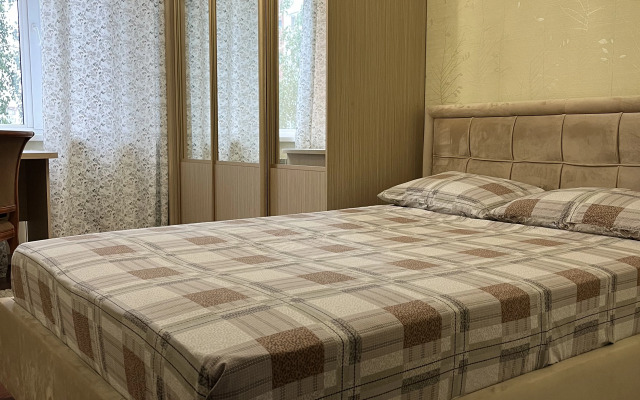 Квартира Трехкомнатная на Проспекте Сююмбике 49/1 (43/16)