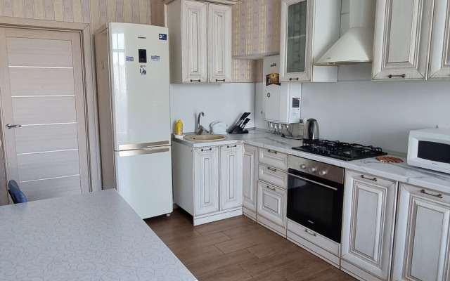 Shikarnaya Dvushka 49kv.m Flat