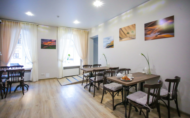 Light Mini Hotel