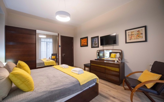 Dlya Semyi v Komplekse s Detskoy Ploschadkoy Apartments