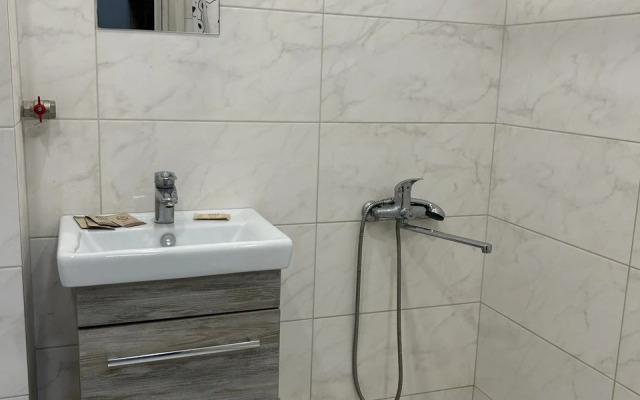 Kavkazskaya 24 Flat