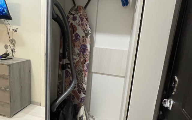 Uyutnaya v Rayone Mikrokhirurgii Glaza Flat