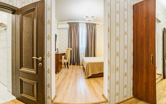 Sakvoyazh Hotel