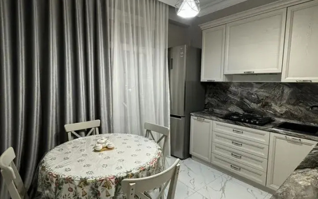 Квартира на Газпромной 15К1