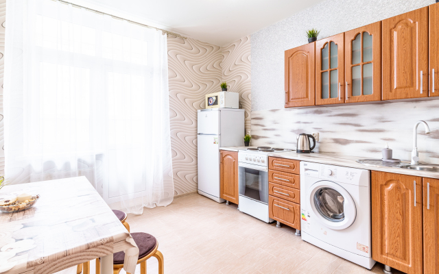 U parka Galitskogo Apart-Otelika na Geroya Sarabeyeva Flat