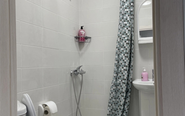 Na Ulitse Lyotchika Ulyyanina 3A Flat