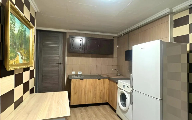 Квартира двухкомнатная в тихом спальном районе г. Кисловодска