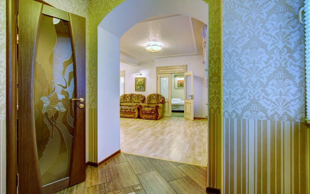 Апартаменты на Невском 82