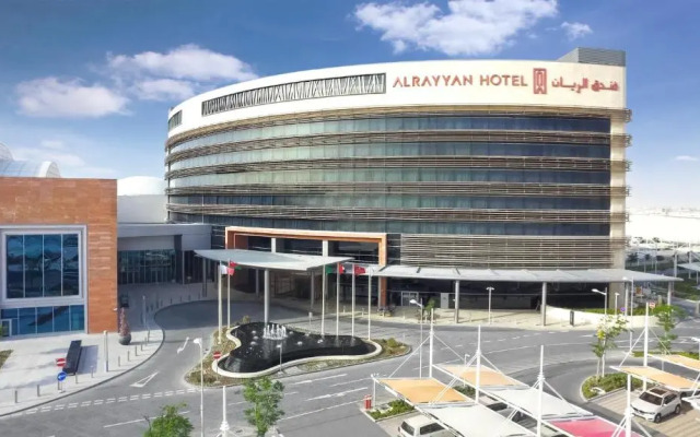 AlRayyan Hotel Doha, Curio Collection by Hilton