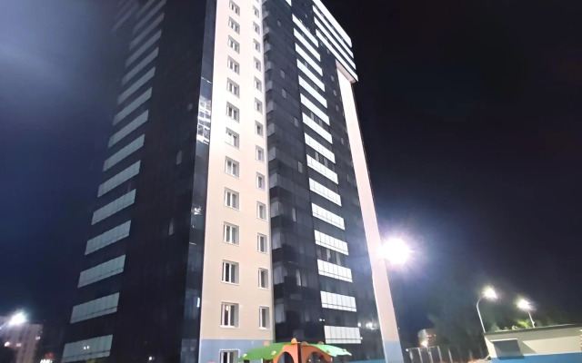 Квартира Трехкомнатная в Центре Города Набережные Челны