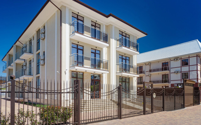 Hotel Layt