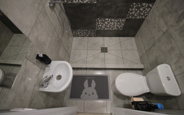 Квартира студия возле метро