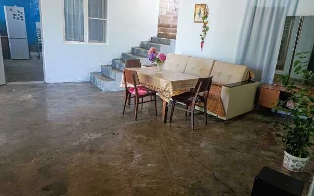 Tikhiy Ugolok Private House