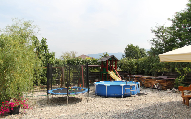 Mechta Guest House