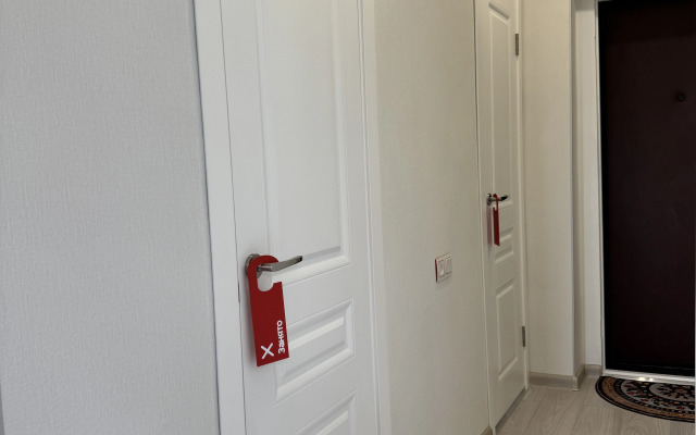 Uyutnaya yevrodvushka ryadom s Kremlem Flat