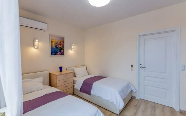 Квартира 2-комнатная семейная с видом на море