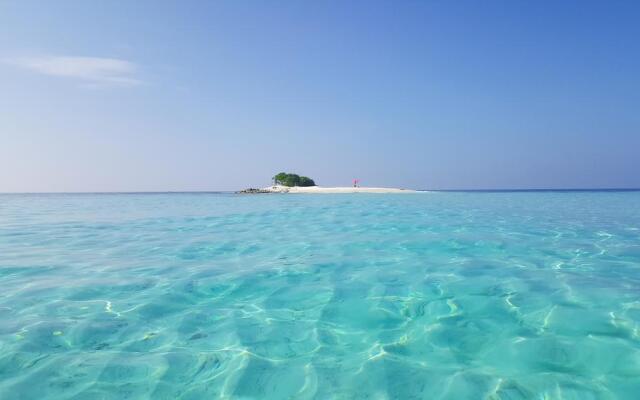 Viluveli Beach Maldives Hotel