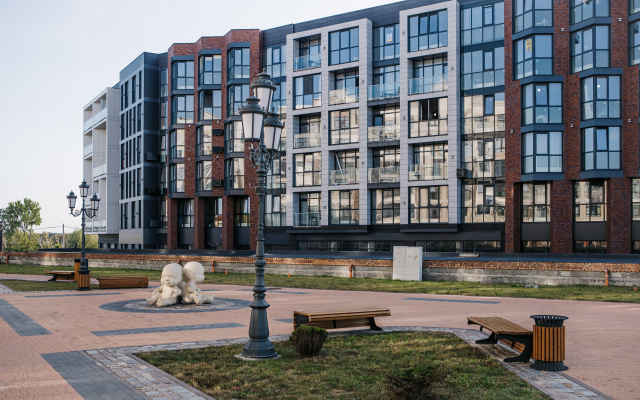 Sunny Day Apartments