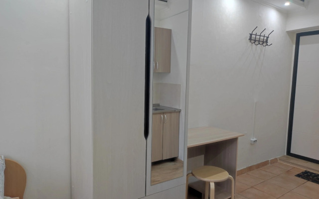 Апартаменты ДОМИНО рядом с ТЦ Взлетка Плаза 2