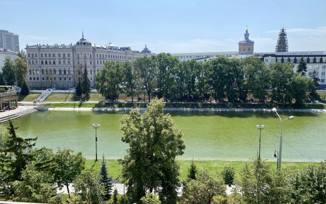 Видовая Двухкомнатная Элитная Квартира на Чёрном Озере