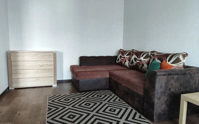 Апартаменты 2-комнатные на ул. Народная, 45 с самозаселением