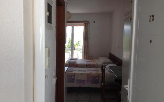 Gikas Apartments