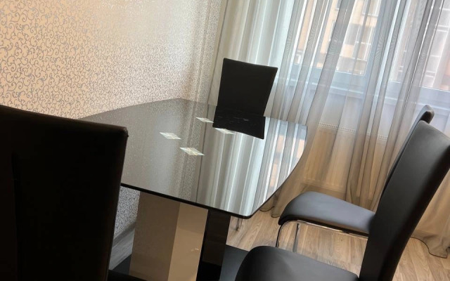 Апартаменты В центре рядом с озером и парком