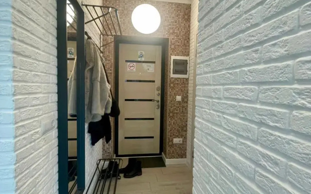 Studiya S Panoramnymi Oknami V Maestro Apartments