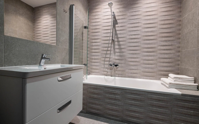 Apartamenty Lyuks Dvuhkomnatnyj Park House 2