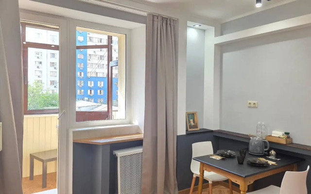 Sovremennaya V Tsentre Goroda Na Vilonovskoy 84 Ot Gornitsy Flat