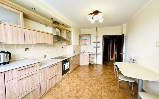 Апартаменты 502 Флэтс-Лайн на улице Красноармейская 100