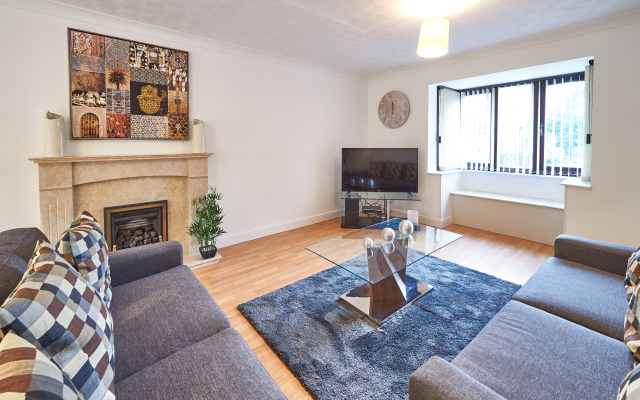 Furzton Serviced Houses - Shortstay MK Guest House
