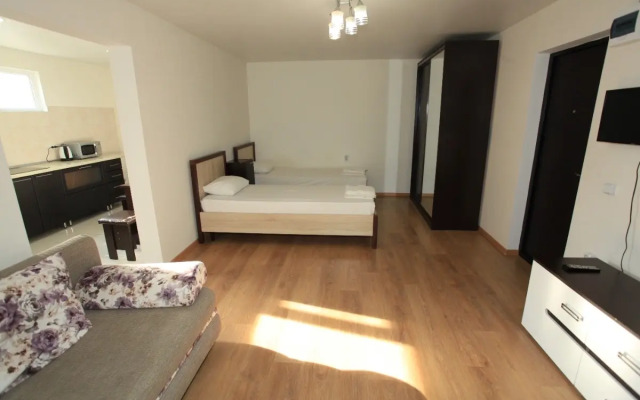 Sedymoye Nebo Guest House