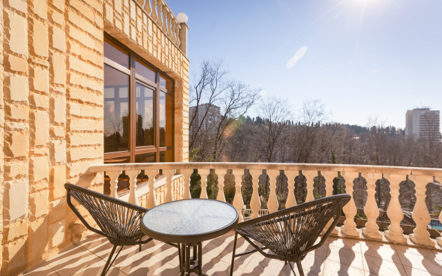 Kolizey Guest House